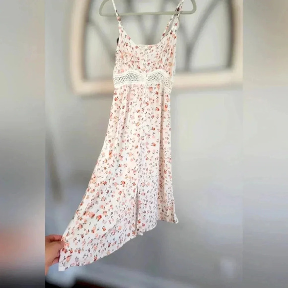 *NWT* no comment Button Up Crochet Floral Sun Dress Size M - Picture 1 of 6